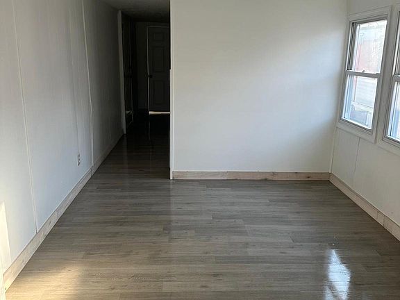 3rd image of 1846 E Lehman St