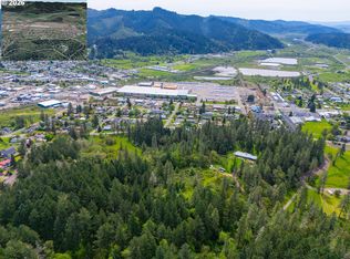 Maple Ave, Sutherlin, OR 97479