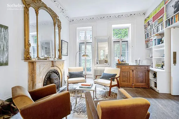 Sold by Sotheby's International Realty | media 6