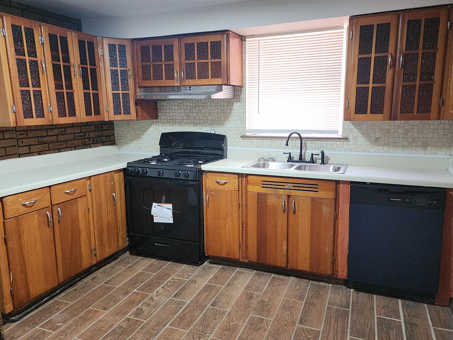 2313 Trosper Place - 1 — Photo 4