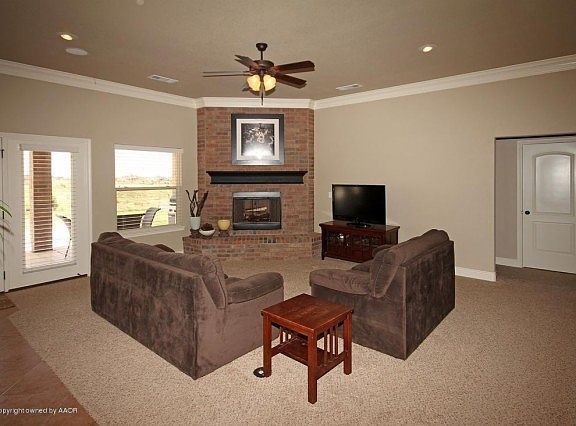 5th image of 19180 Saginaw Dr