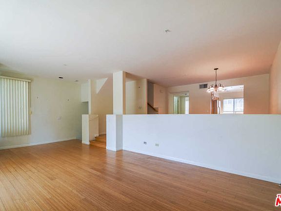 5th image of 7719 Hannum Ave