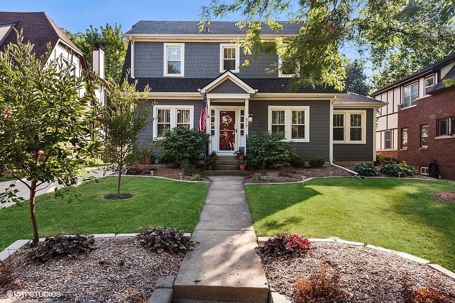 819 N Summit St, Wheaton, IL 60187 Zillow