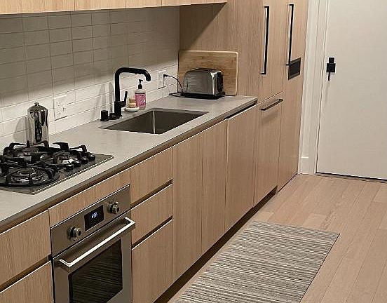 2nd image of 950 Tennessee St #105