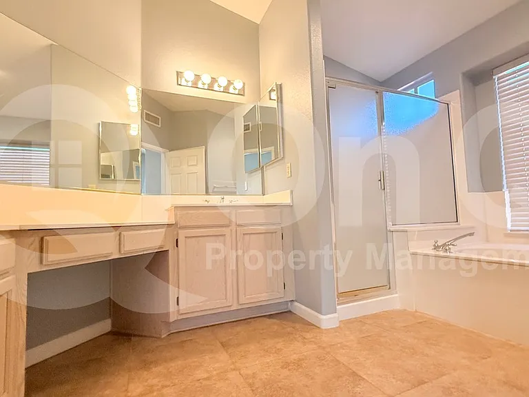9405 E Presidio Rd — Photo 21