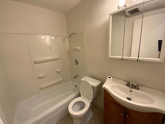 4th image of 1630 W Amos Dr #A