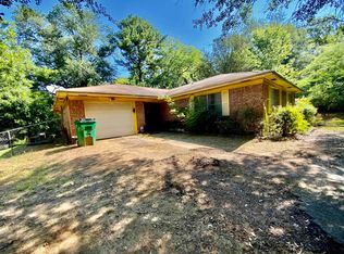 701 E Reagan St, Palestine, TX