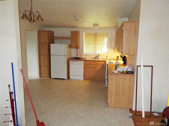 5th image of 2929 Turk Dr