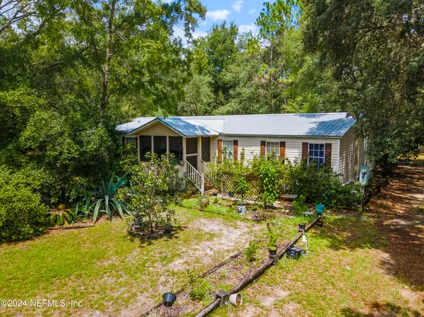 180 POPLAR Drive, Interlachen, FL 32148