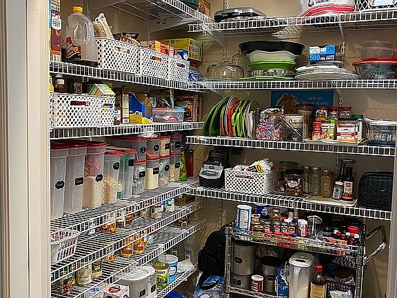 Large Pantry 