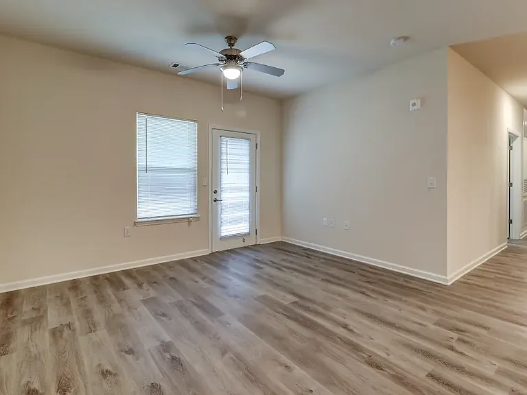 West Way I Apartments — Photo 23