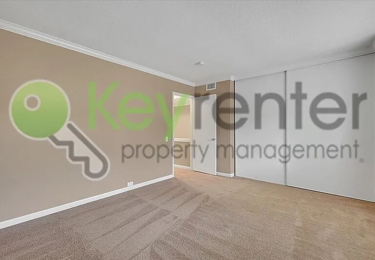 2254 Woodside Ln #2 — Photo 27