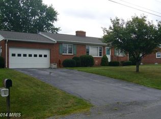 224 Stafford Dr, Winchester, VA 22602
