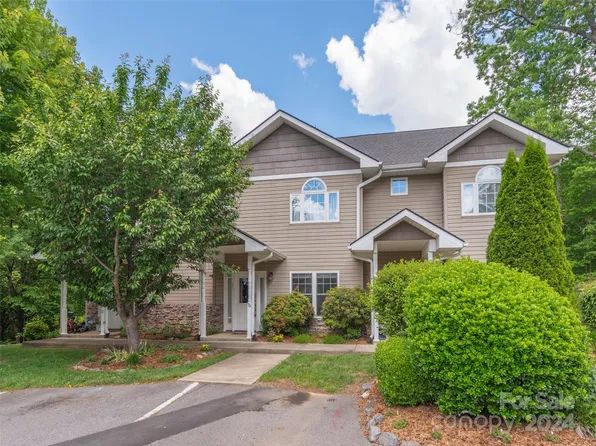 79 Cherry Laurel Ln, Swannanoa, NC 28778