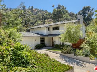 7560 Devista Dr, Los Angeles, CA 90046