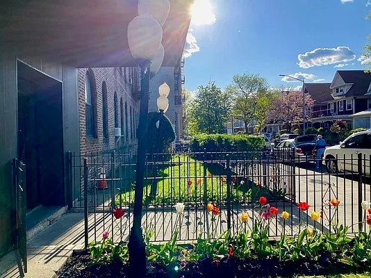 Rented by Zjama Realty Corp | media 6