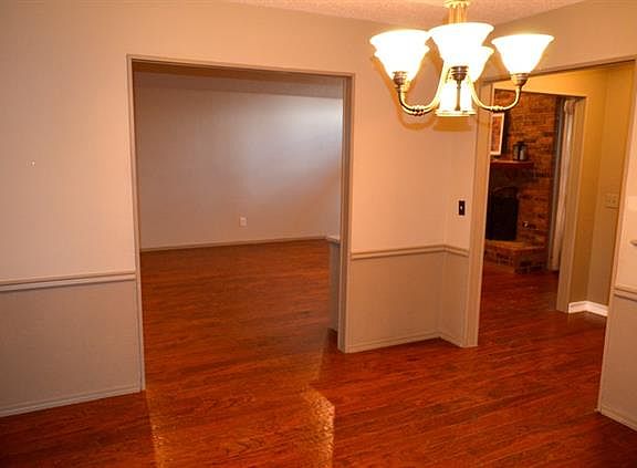 4th image of 2113 Sonata Ln