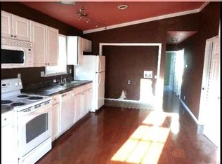 113 N Summit St, Prairie Grove, AR 72753