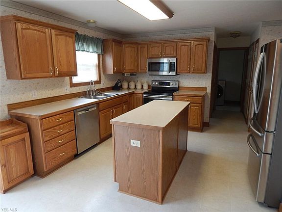 4th image of 3150 Evelynton Pl W
