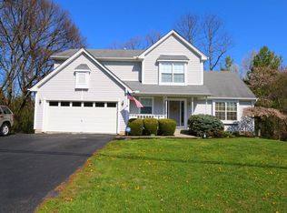 4877 Beechwood Rd, Cincinnati, OH 45244