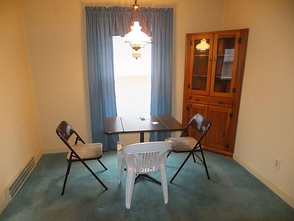 3rd image of 8611 Morton Ave