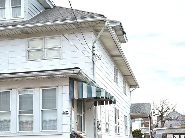108 E Oak St, Hazleton, PA 18202