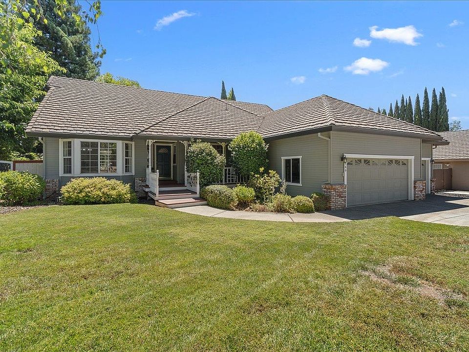 1st image of 769 Oak Crest Cir