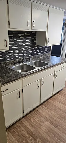 14 Walnut St #B Photo 1 14 Walnut St #B Photo 1