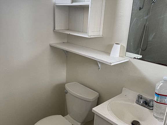 2nd image of 9316 Oscar Ave #B