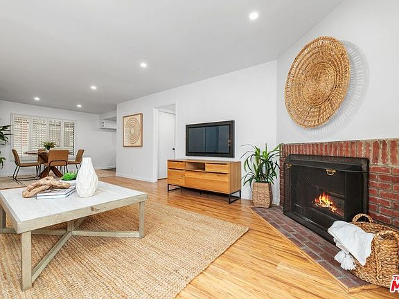 2nd image of 9737 Charnock Ave APT 1