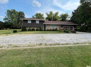 25225 Schuck Rd, Washington, IL 61571