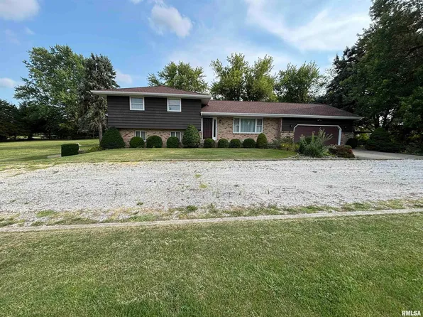 25225 Schuck Rd, Washington, IL 61571