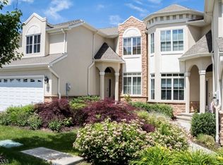 36 Metzger Dr, West Orange, NJ 07052