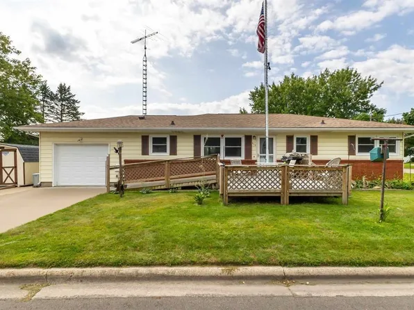 875 Williams St, Platteville, WI 53818