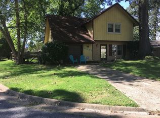 4032 Foxwood Dr, Virginia Beach, VA 23462
