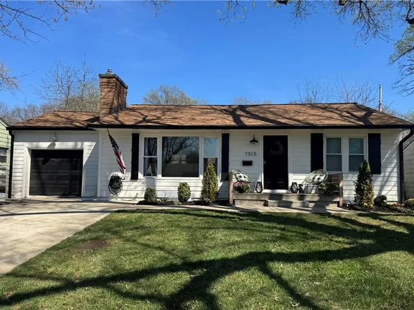 7515 Juniper Dr, Prairie Village, KS 66208