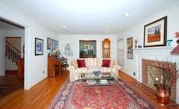 4th image of 8921 Copenhaver Dr