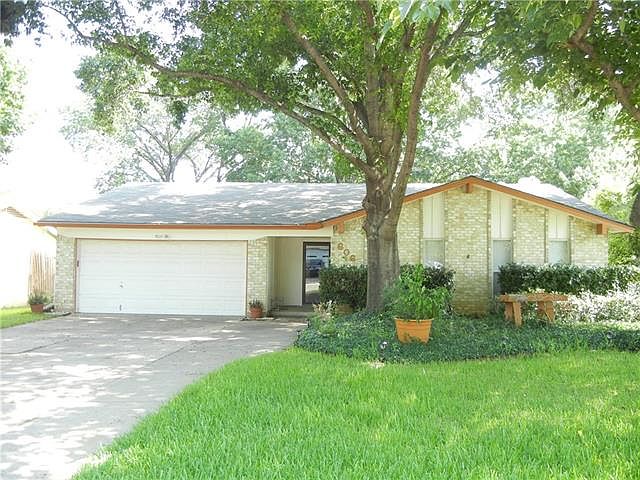 1st image of 606 Aspenway Cir