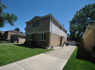 3333 Ernst St, Franklin Park, IL 60131