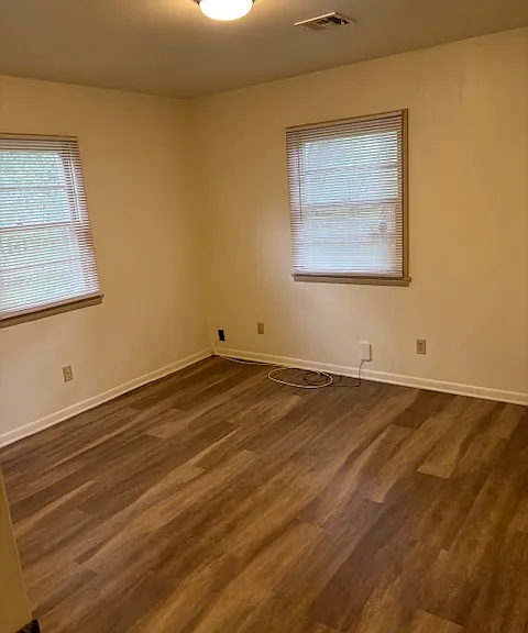 237 S Lewis St — Photo 9