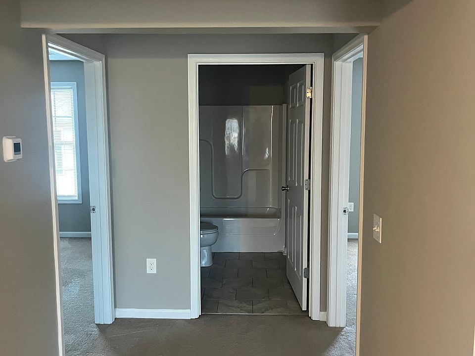 1st image of 400 Southern Cross Dr #12