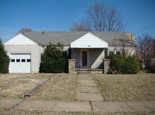 621 S Palm St, Ponca City, OK 74601