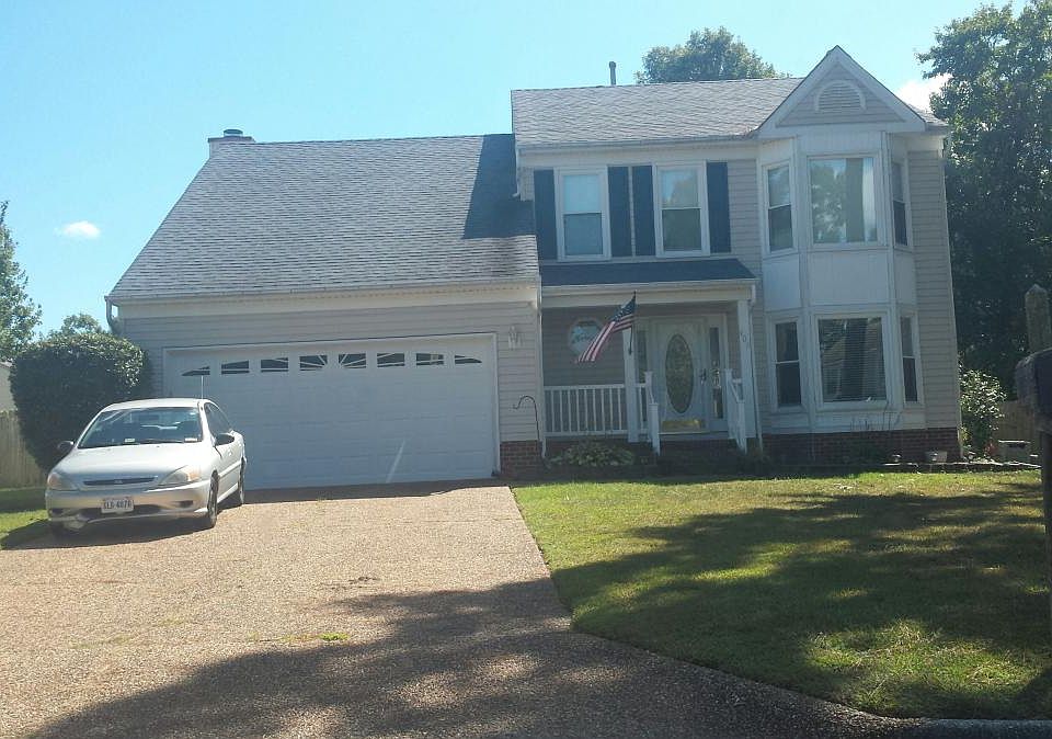 2nd image of 406 Belton Pl
