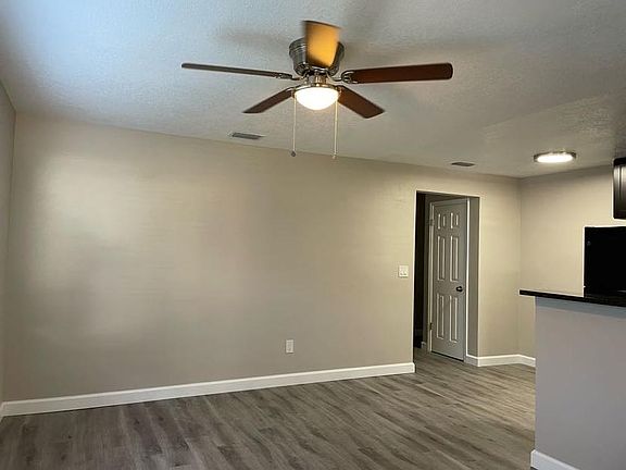 3rd image of 1323 Belgrade Ave #1323