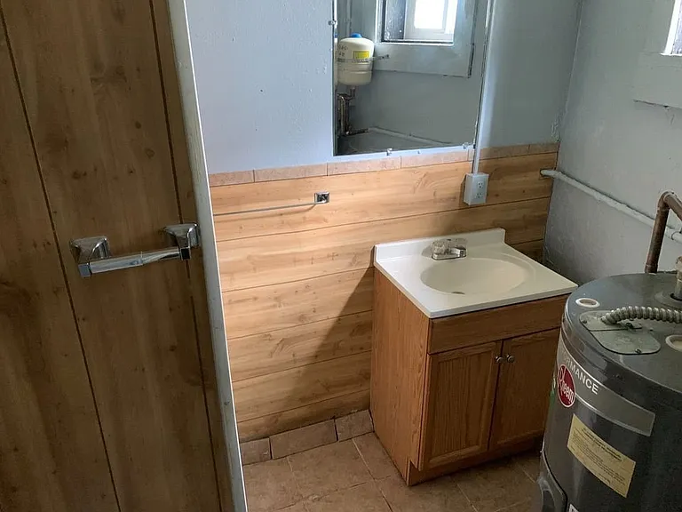 9982 S Broadway St #5R — Photo 7