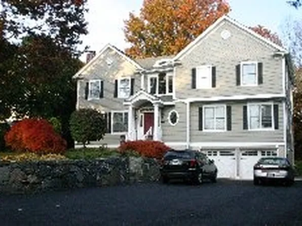 44 Homestead Rd, Greenwich, CT 06831