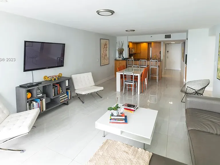 1717 N Bayshore Dr #3750 — Photo 20
