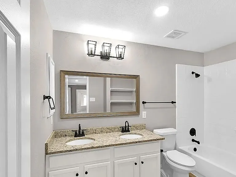 4729 Woodhaven Ln #76137 — Photo 11