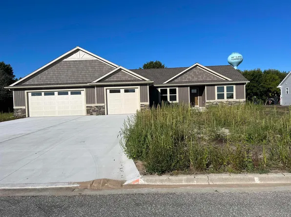 1021 Richland W, Hemlock, MI 48626