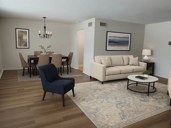 17103 Van Aken Blvd APT 105, Cleveland, OH 44120